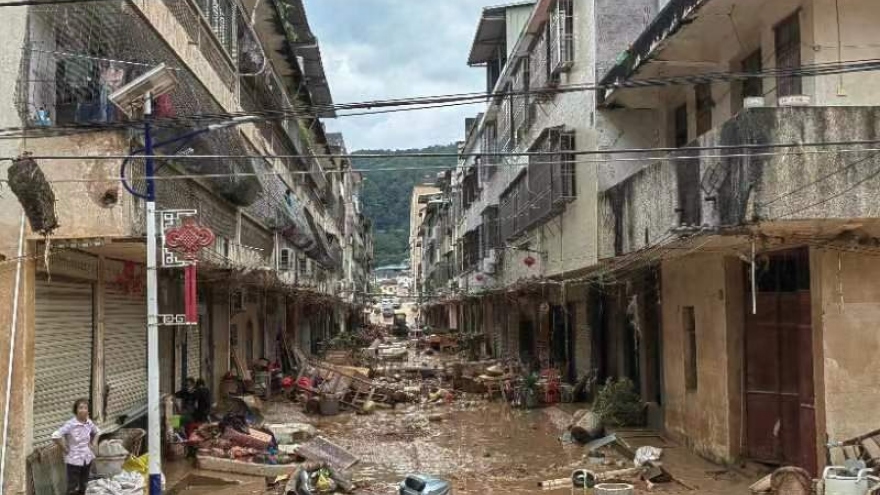 Mưa lũ ở Quảng Đông (Trung Quốc) làm 9 người thiệt mạng
